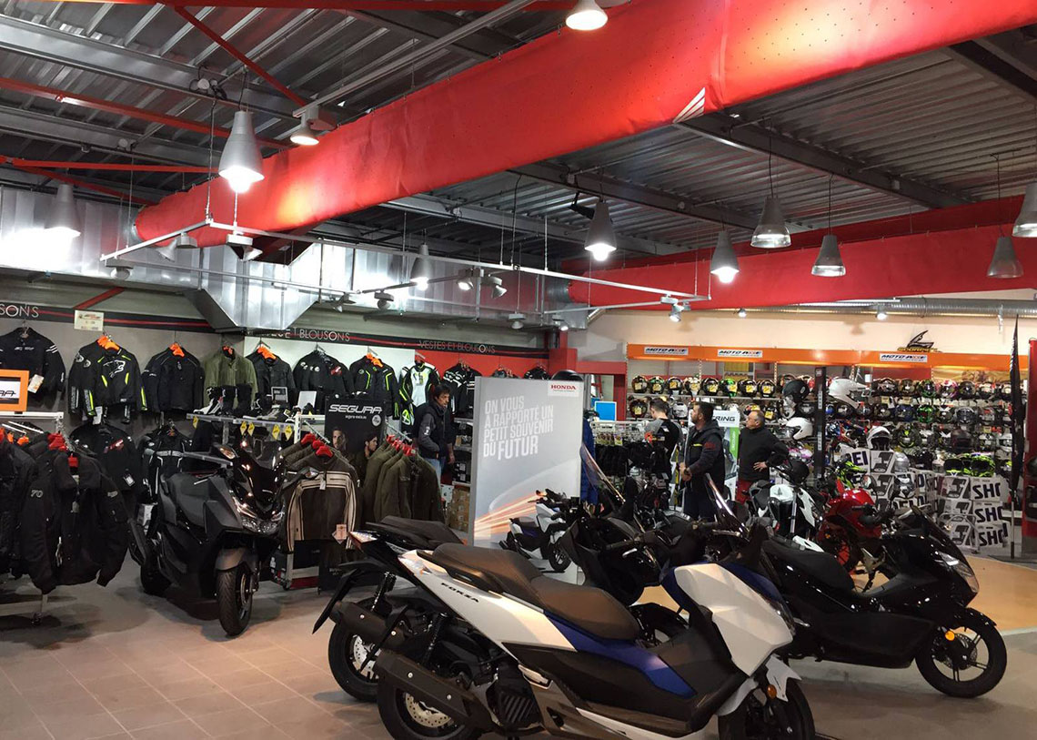 摩托车销售中心
