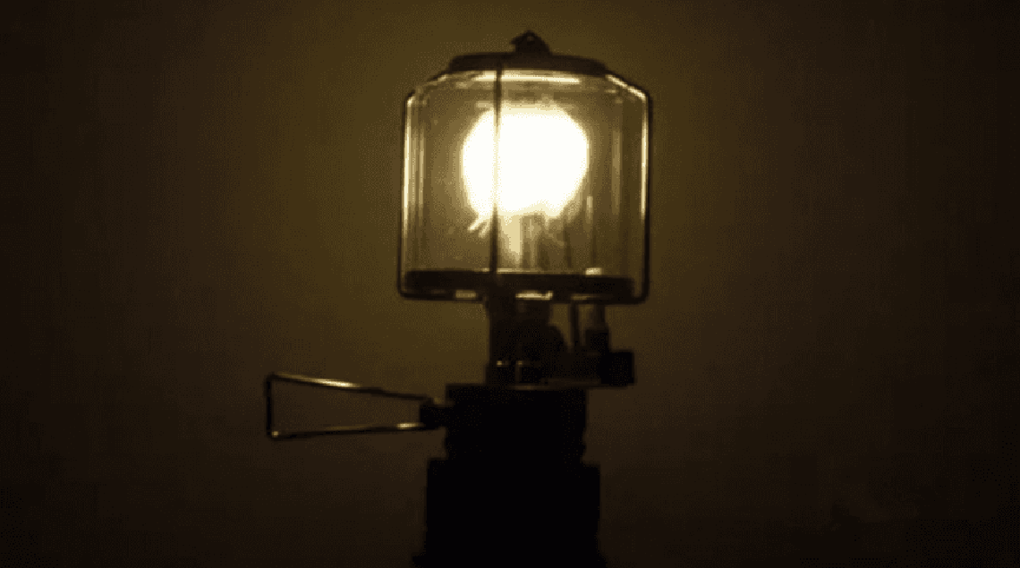 1843 shanghai kerosene lamp