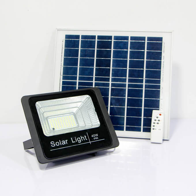 10w solar flood light-01